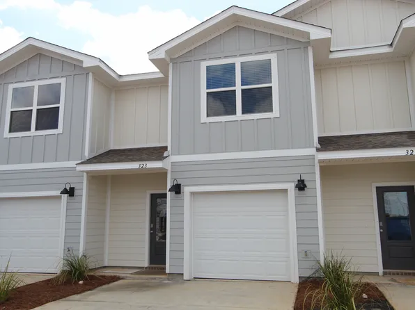 323 Callie Dr, Crestview, FL