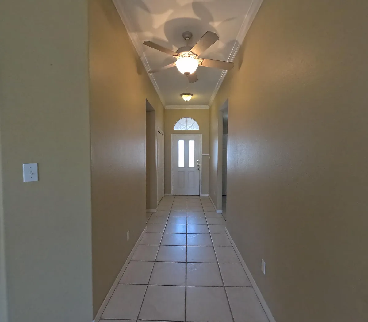 Building Photo - 13554 Peseta Ct