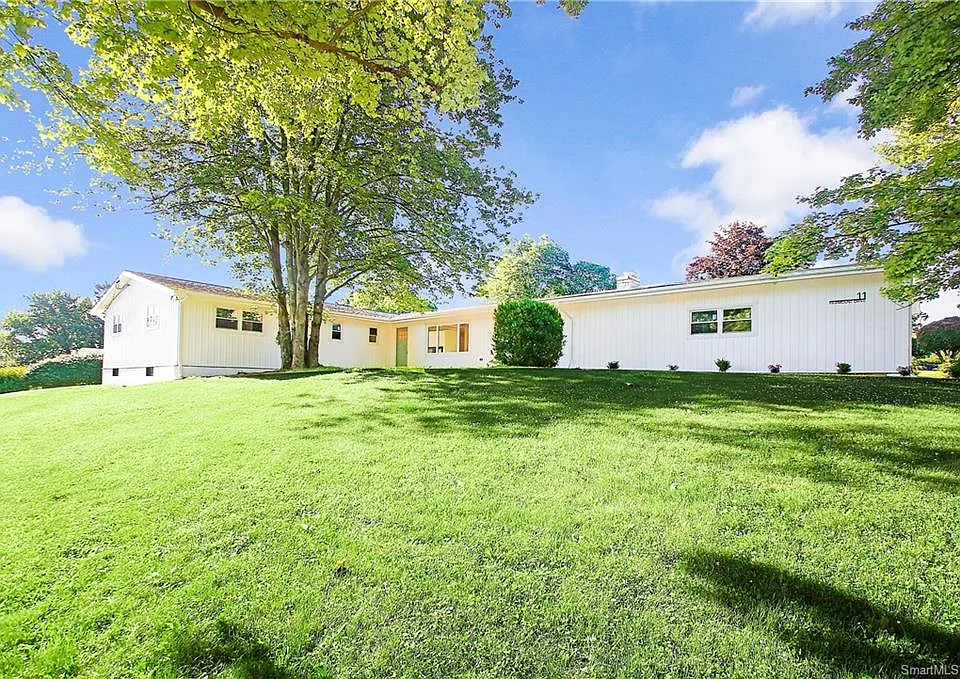 11 Fairmount Dr