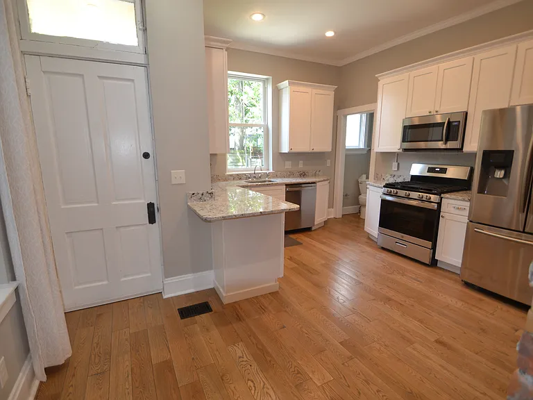 4217 Mad Anthony St — Photo 9