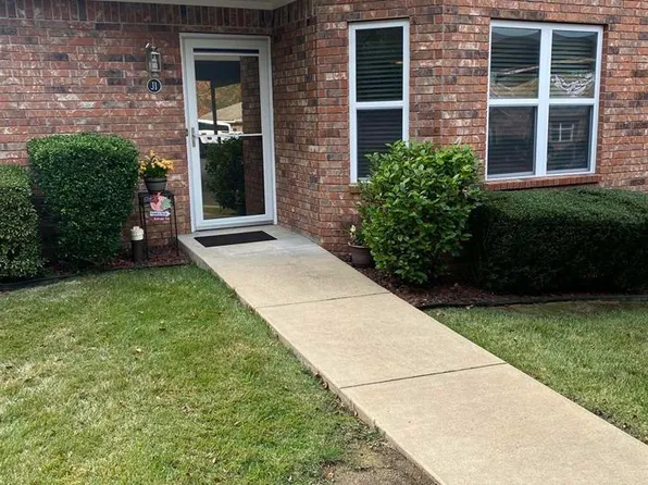 208 Southridge Ln APT J1, Hot Springs National Park, AR 71913