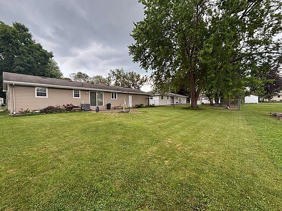 2nd image of 2201 Sullivan Ave