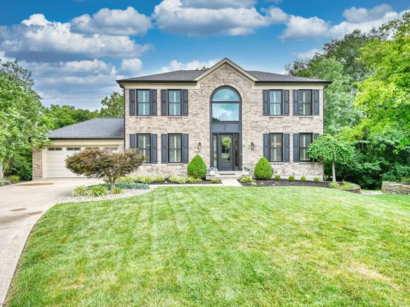 631 Meadow Wood Dr, Crescent Springs, KY 41017