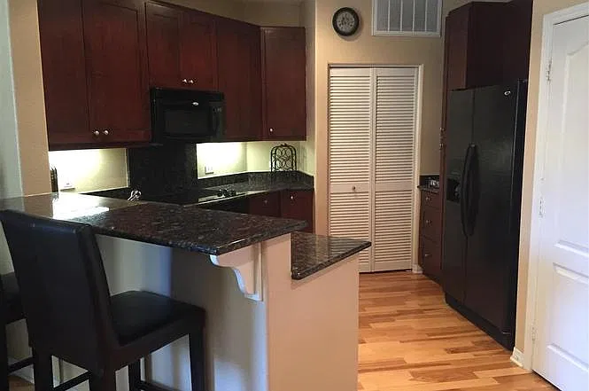 1 bed, 795 sqft, $2,950 — Photo 4