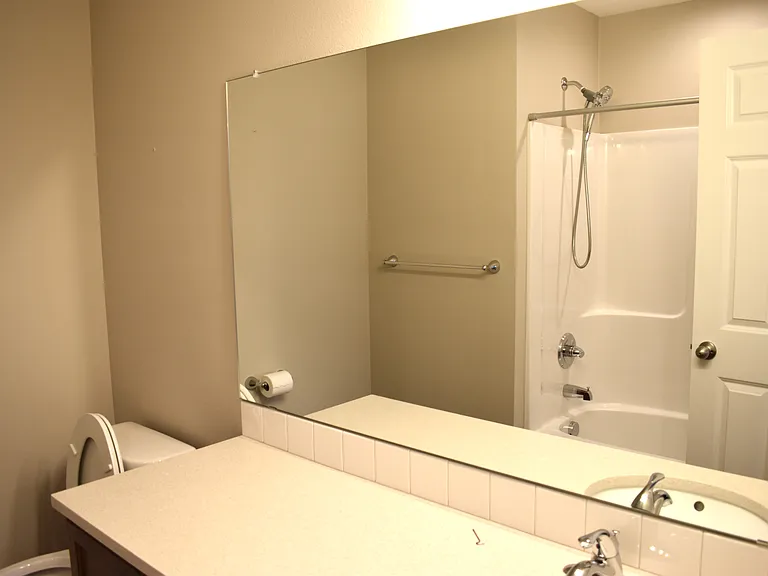 Upstairs hall bath