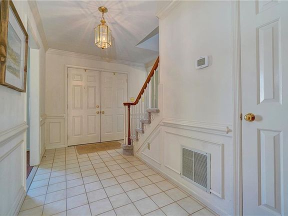 4th image of 4709 Berrywood Ct