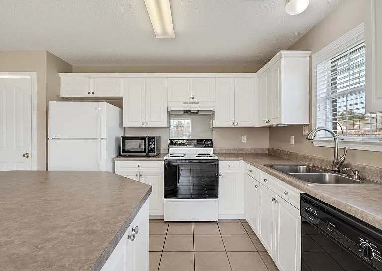 5068 Welbourne Cv — Photo 5