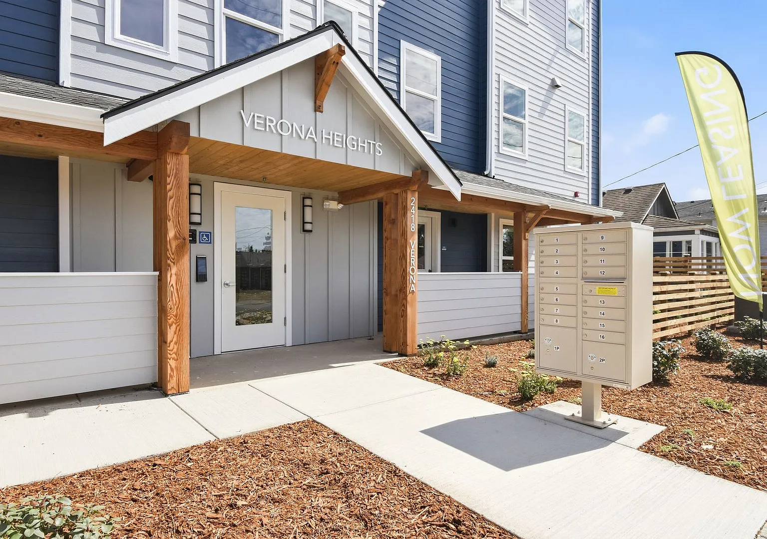 Verona Heights — Photo 3