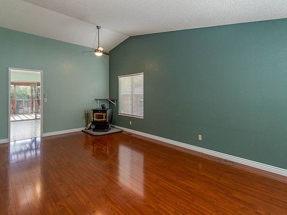 2nd image of 2265 Rockdale Dr