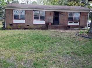 327 Briarwood Cir, Dallas, NC 28034