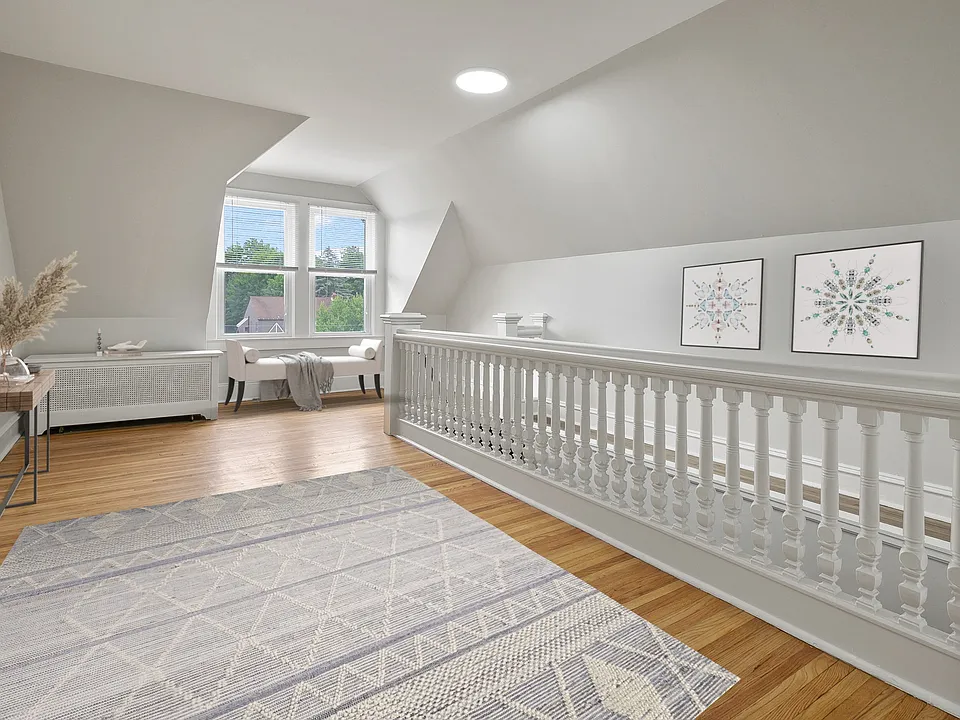 1543 Sanderson Ave #3A