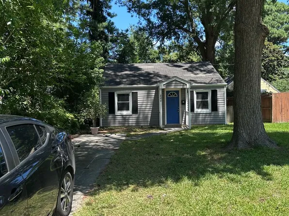 840 Alma Dr, Norfolk, VA 23518