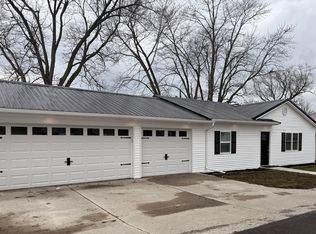 815 Everglade Ave, Saint Marys, OH 45885