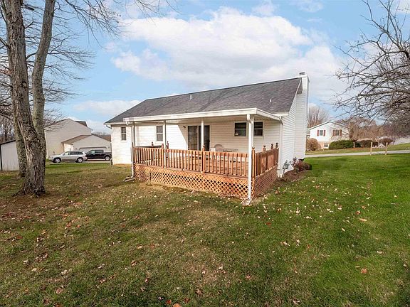 4th image of 1088 Brookings Dr
