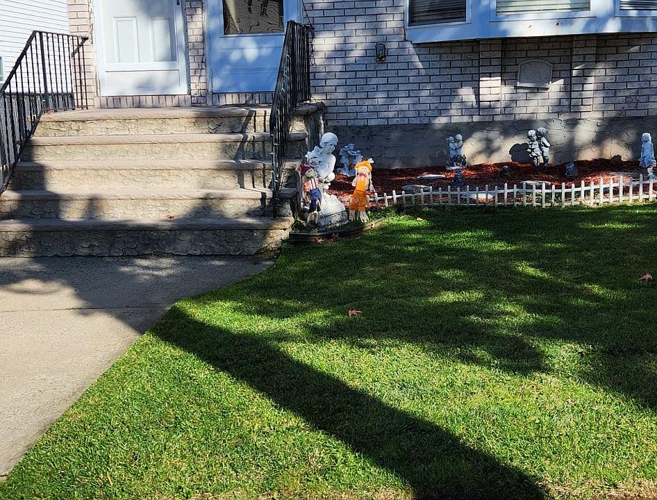 1st image of 113 Pemberton Ave