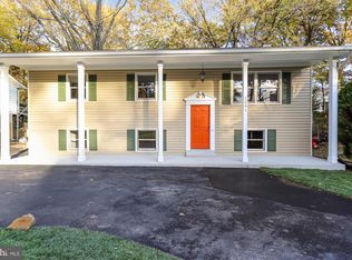 1241 Hilltop Dr, Annapolis, MD 21409