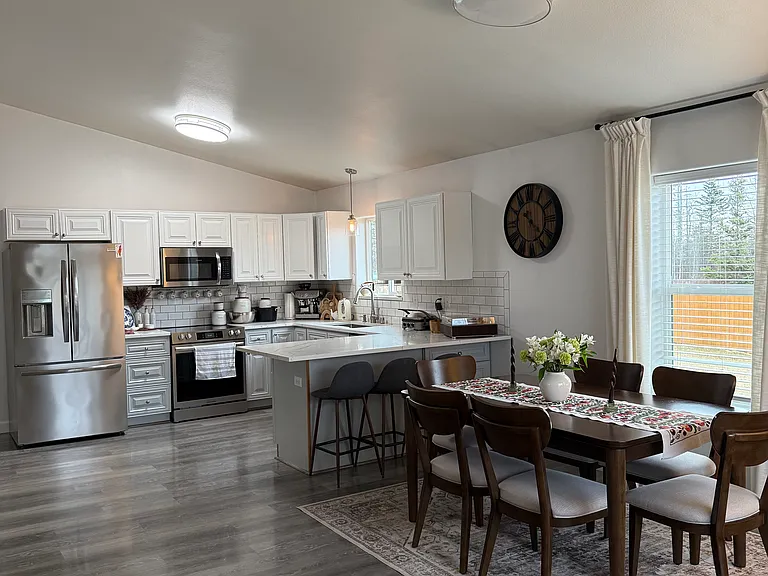 S Lance B Cir — Photo 2