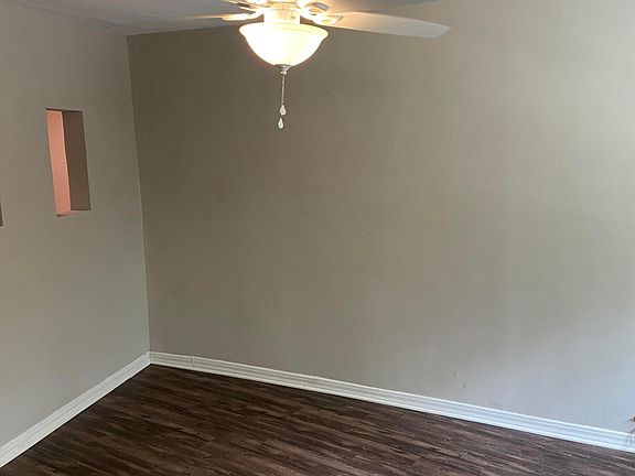 2nd image of 3707 Park St