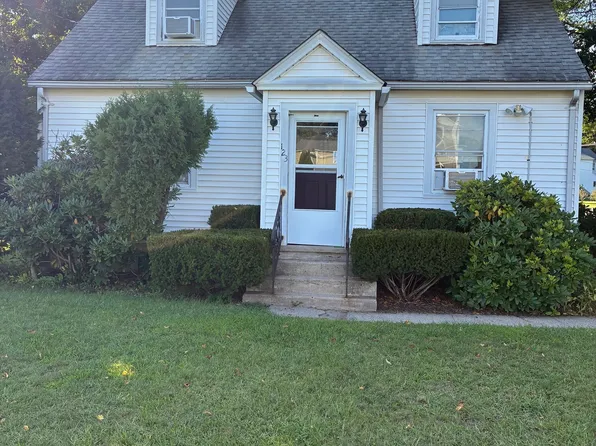 123 East Street, Plainville, CT 06062