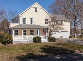 5 Deveron Dr, Madison, CT 06443