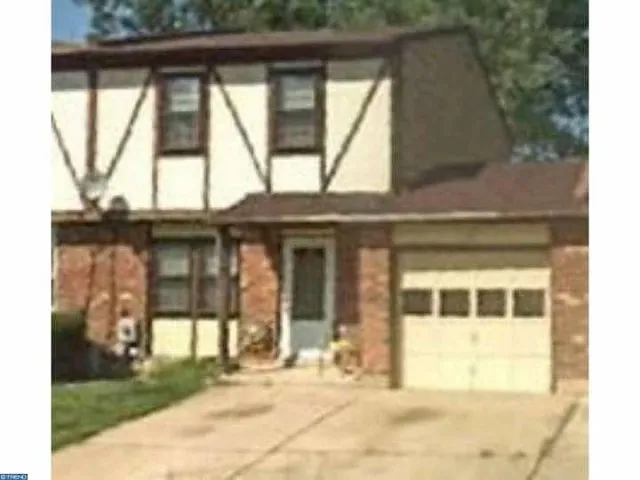 67 Bradley Dr photo 1
