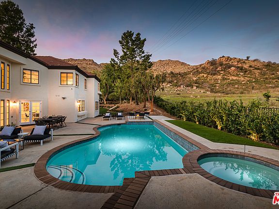 4th image of 5890 Indian Crest Cir