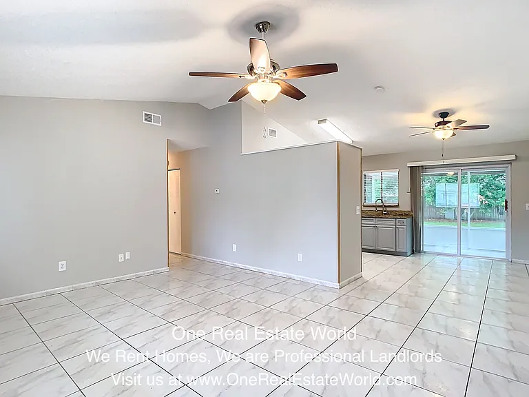 12929 Ohio Woods Ln — Photo 5