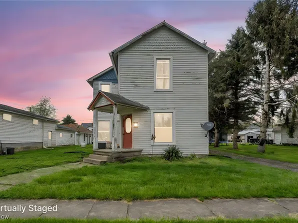 210 N Center St, Newton Falls, OH 44444