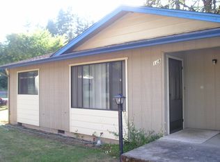 128 Lone Pine Ln, Roseburg, OR 97470