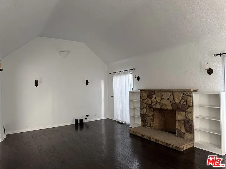 326 N La Jolla Ave — Photo 4