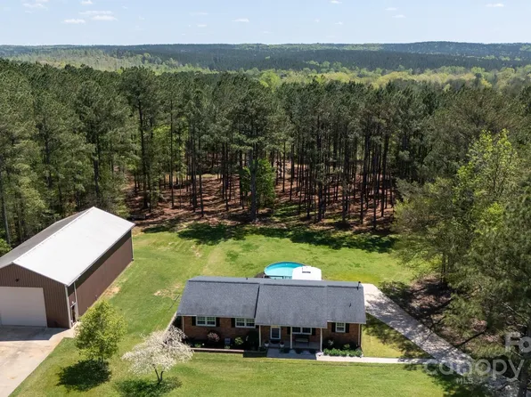 5381 Mount Carmel Rd, Heath Springs, SC 29058