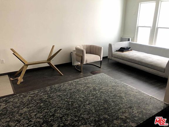 5th image of 137 S Crescent Dr APT 3