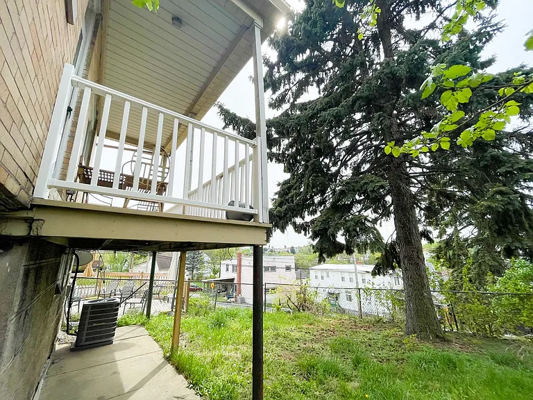 1526 Fernleaf St — Photo 14
