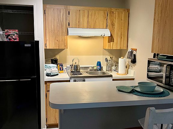 5th image of 784 Lucaya Dr #1