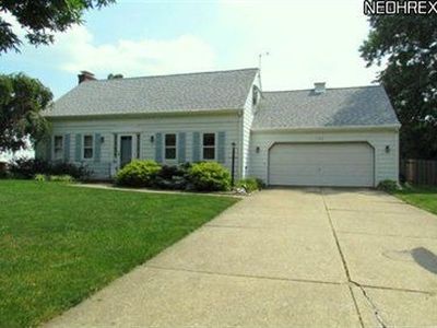 142 Nottingham Dr, Elyria, OH, 44035