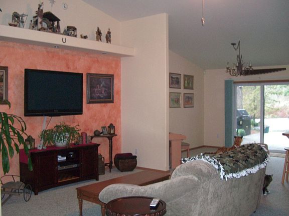 4th image of 22620 155th Ave E