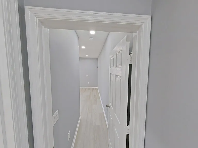 1831 W Diamond St #2 — Photo 8