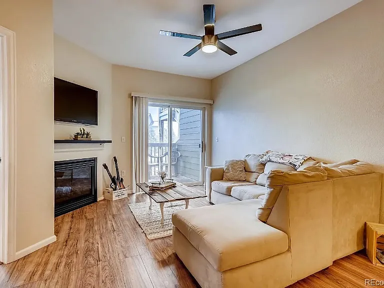 2430 W 82nd Pl #2B — Photo 4