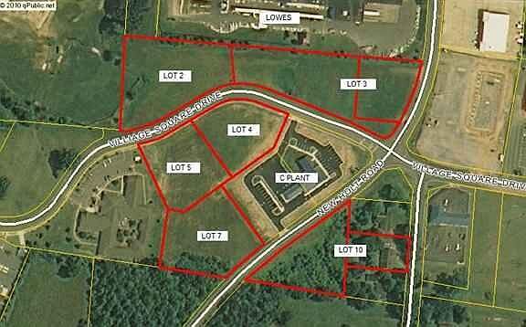 3rd image of 4924 Village Square Dr