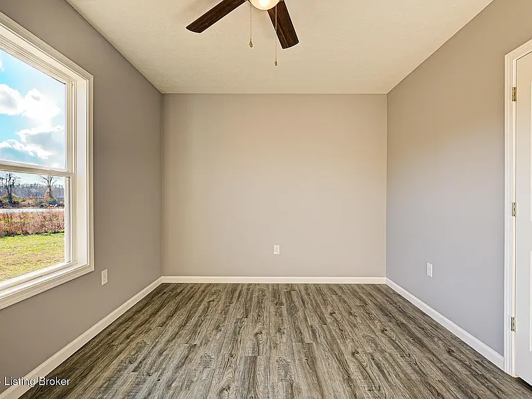 160B Shirley Blvd #160A — Photo 11