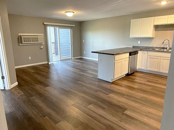 2nd image of 601 17th Avenue Southwestapt #209