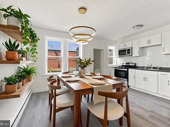 3rd image of 2026 Bonaffon St