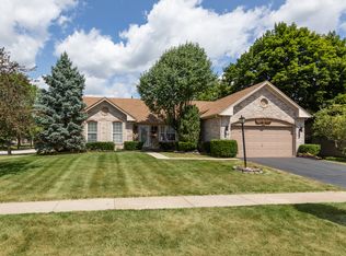 90 Brentwood Trl, Elgin, IL 60120
