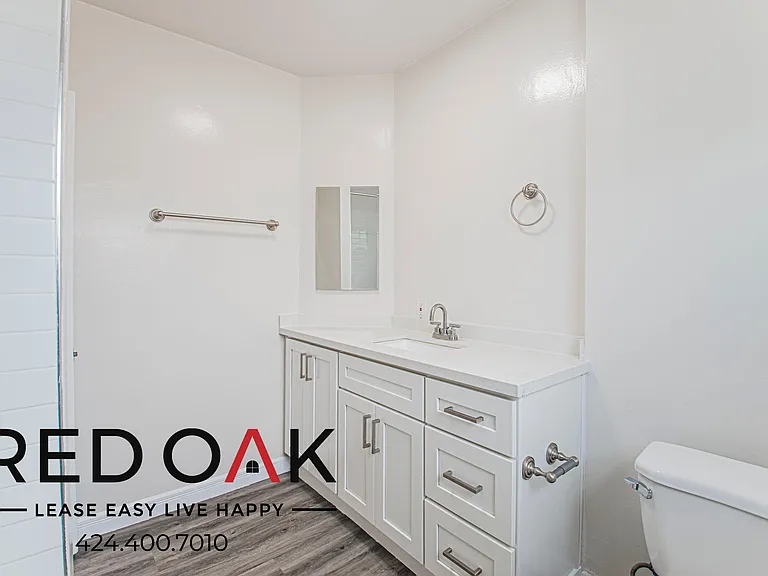 2609 W 48th St #2 — Photo 10