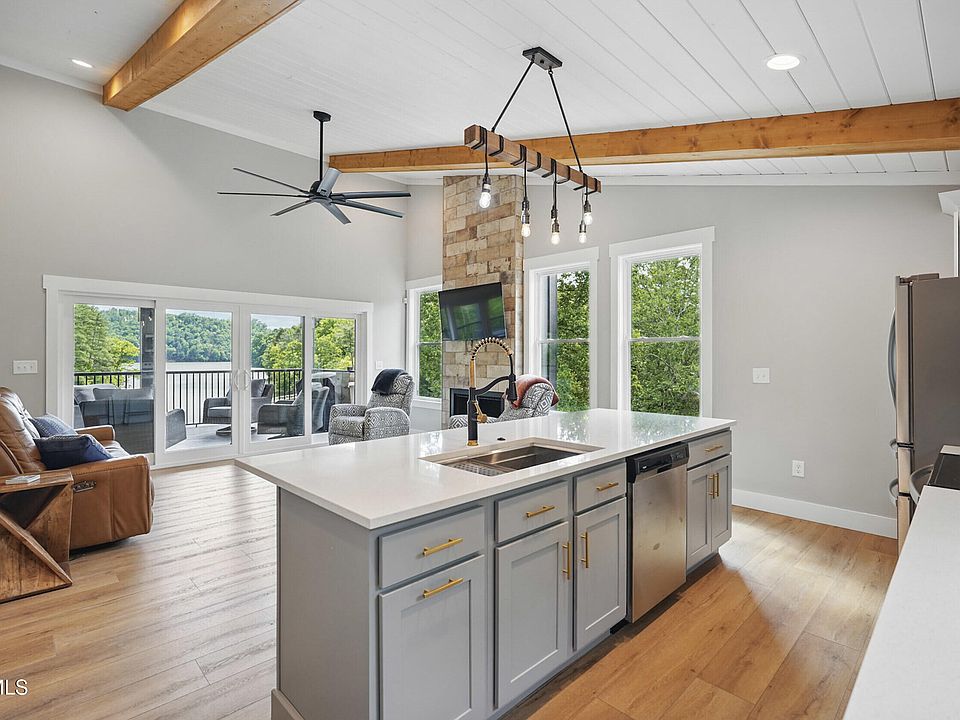 13th image of this home