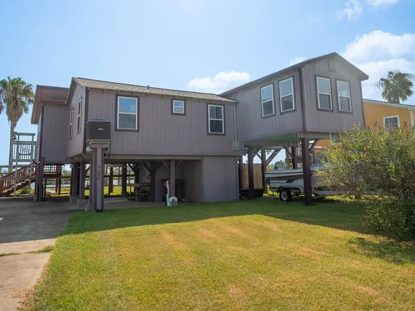 1428 County Road 616 St, Bay City, TX 77414