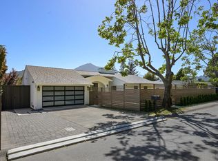20 Almenar Dr, Greenbrae, CA 94904