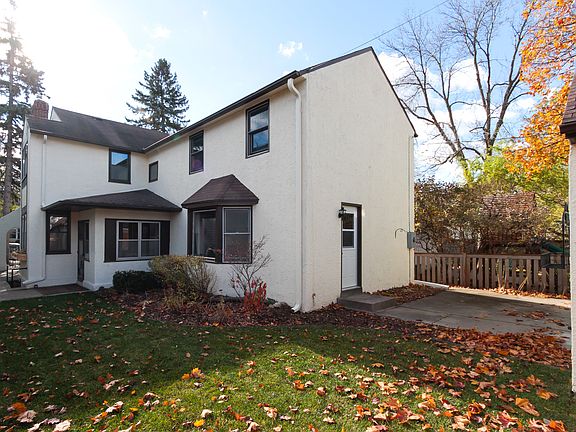 2nd image of 2083 Stanford Ave