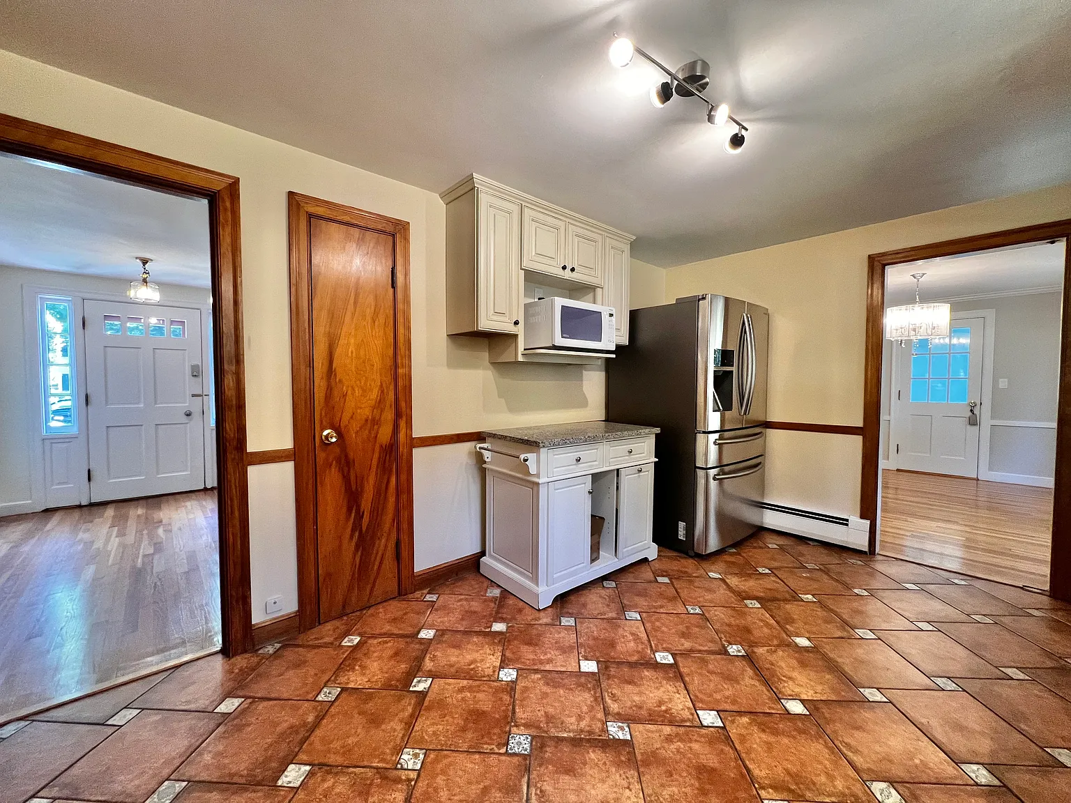 85 Alba Rd — Photo 3