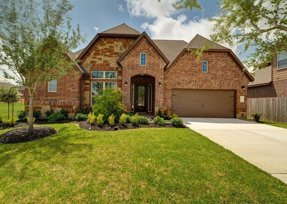 1st image of 3326 Emerald Valley Dr